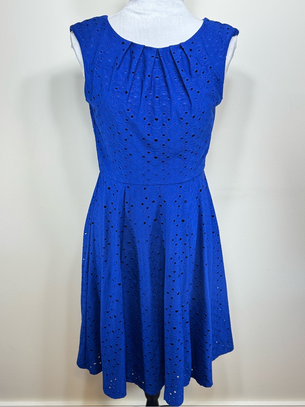 London Style Collection Vibrant Royal Blue Eyelet Fit and Flare Dress Size 6